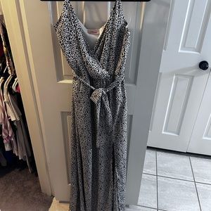 Willow & Root maxi. The most flattering dress!